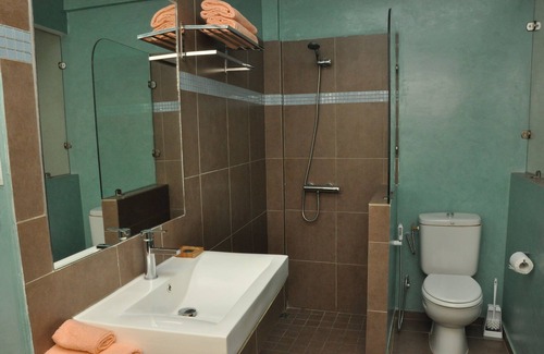 Dakar Casa | Casa Mara Guest House
