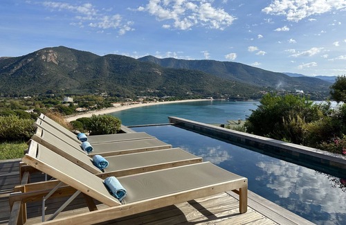Vico Casa | Casa Mare Monti villa contemporánea, muy hermosas vistas al mar y montaña cerca del mar