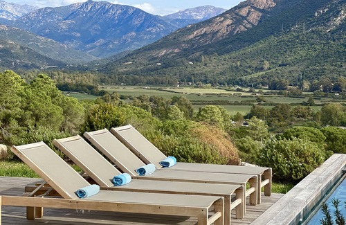 Vico Casa | Casa Mare Monti villa contemporánea, muy hermosas vistas al mar y montaña cerca del mar