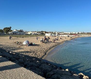 Campomarino di Maruggio Cama Y Desayuno | Casa Mareblu