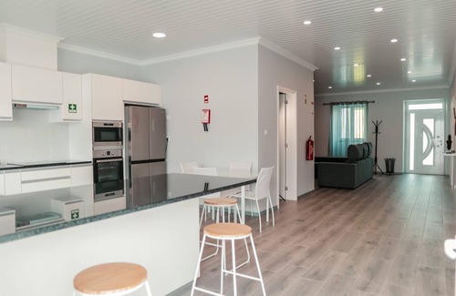 Fenais da Luz Casa | Casa Maresia - 5 mins from the sea