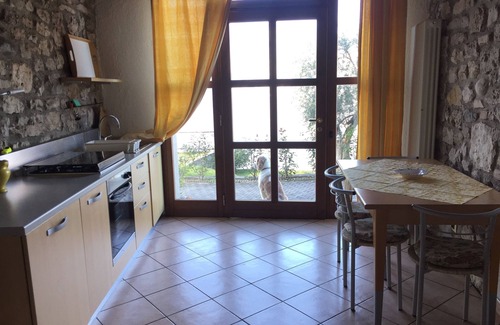 Castelletto Apartamento | Margaret Casa Apartamento n. 4 con jardín y vistas al lago