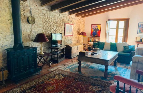 Pelacalc Casa | Casa Margo - Casa Rural