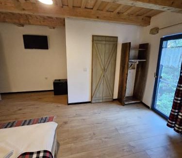 Giulesti Casa | Casa Mariș