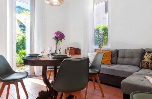 Porto Ceresio Apartamento | Casa Maria