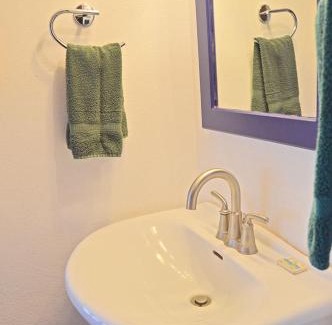 Las Conchas Casa | Casa Mariposa Azul by FMI Rentals