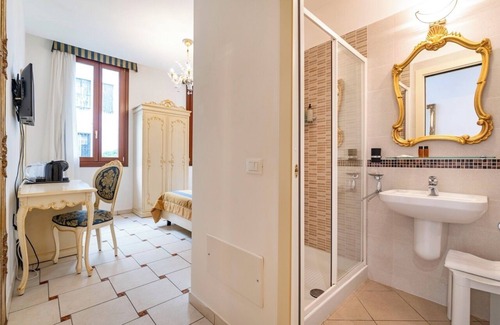 Castello Casa | Casa Marsilli
