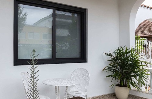 Arncliffe Casa | 'Casa Martin' - Light-Filled Arncliffe Haven