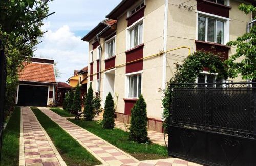 Hateg Casa | Casa Mary