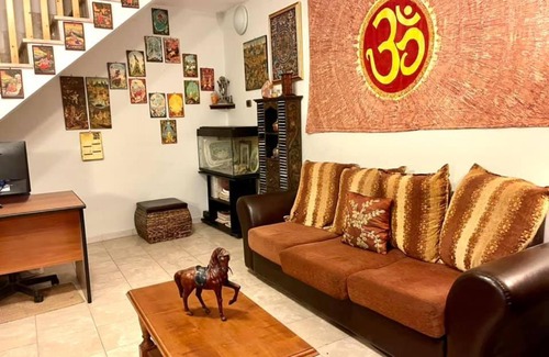 Leonforte Casa | Casa Massaggio Thai