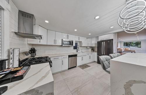 Suffern Casa | Casa Mattia 4BR Luxury Mountain Home