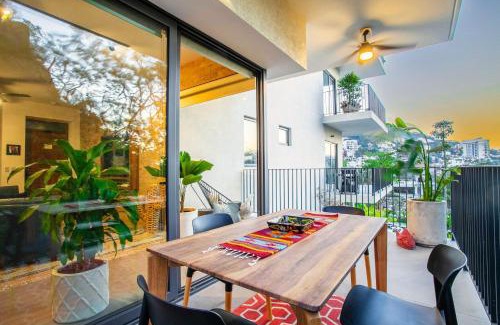 El Caloso Casa | Casa Maya, 1 BR Oasis in Romantic Zone