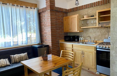 Valle de Guadalupe Cama Y Desayuno | Casa Mayoral B&B Pet friendly