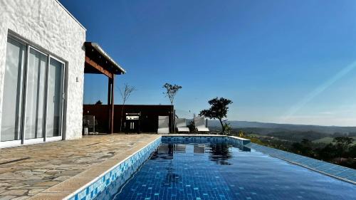 Mairinque Casa | Casa Mediterrânea no alto da montanha