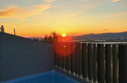 Caleta de Velez Casa | Casa Melocotón - Designhouse mit privatem Pool, direkt am Golfplatz