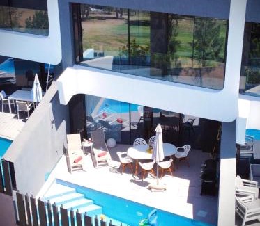 Caleta de Velez Casa | Casa Melocotón - Designhouse mit privatem Pool, direkt am Golfplatz