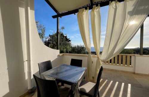 Marina di Felloniche Casa | CASA MELODIA - immersa negli uliveti con vista sul mare Ionio
