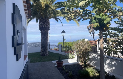 Tacoronte Villa | Casa Mesa del Mar Tenerife. Villa para 6 cerca de la playa