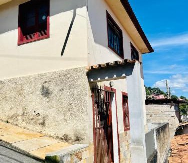 Ouro Preto Casa | Casa Mestre Ataíde - 14 minutos de caminhada até o Centro Histórico - Capacidade para até 6 pessoas