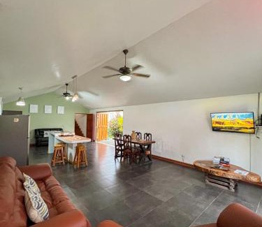 Puerto Jiménez Casa | Casa Miel Dulce Escapada en el Paraíso