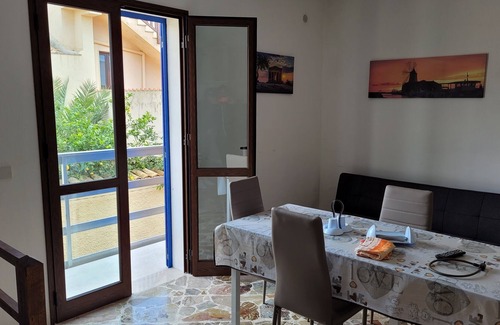 Tre Fontane Casa | Casa Mimì Centro 2 Passi dal Mare