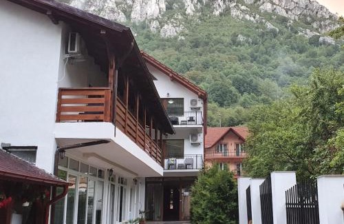 Baile Herculane Casa | Casa Mimi
