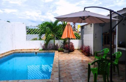 Belén Casa | Casa moderna con Piscina, Iquitos