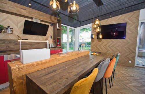 Parnu Casa | Casa Monkey Pärnu with sauna and terrace