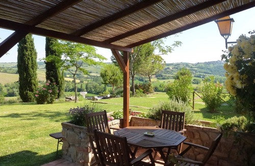 Montecarotto Apartamento | Casa Montale, 4/5 Cantina, casa de campo típica, gr. Piscina, zona aislada, vistas panorámicas