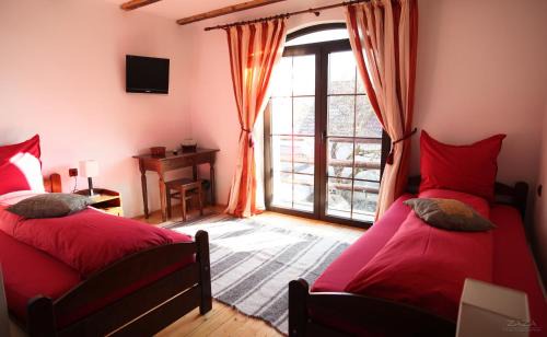 Cartisoara Casa | Casa Mosului - Transfăgărășan Bed & Breakfast