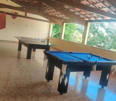 Coqueiral Casa | Casa muito espaçosa privativa com Piscina, Churrasqueira e área gourmet