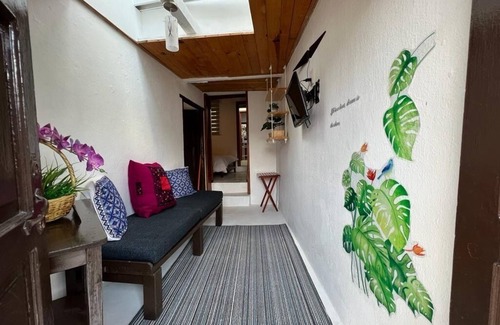 Barrio de La Merced Apartamento | Casa Petra esta en el centro de San Cristobal donde caben hasta 4 personas.