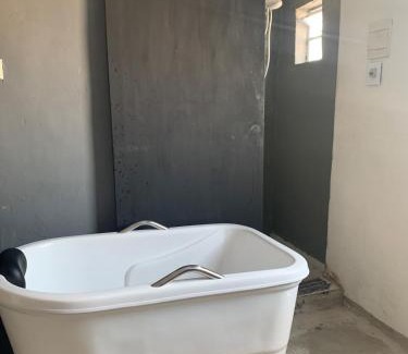 Sao Vicente Casa | Casa na Prainha com banheira,30m do acesso à praia