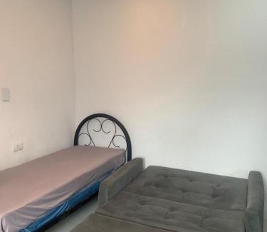 Sao Vicente Casa | Casa na Prainha com banheira,30m do acesso à praia