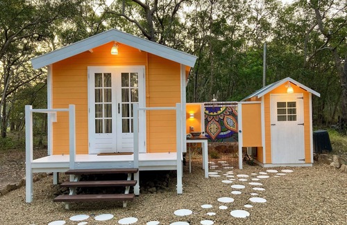 Captain Creek Cabina | Casa Naranja Off-grid Hideaway Agnes Water & 1770