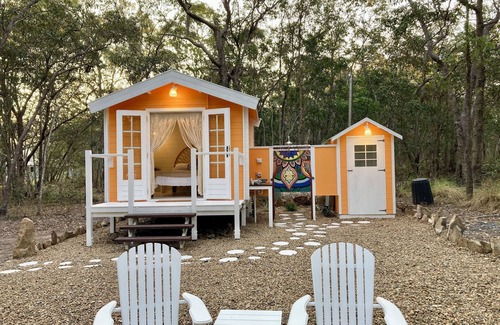 Captain Creek Cabina | Casa Naranja Off-grid Hideaway Agnes Water & 1770
