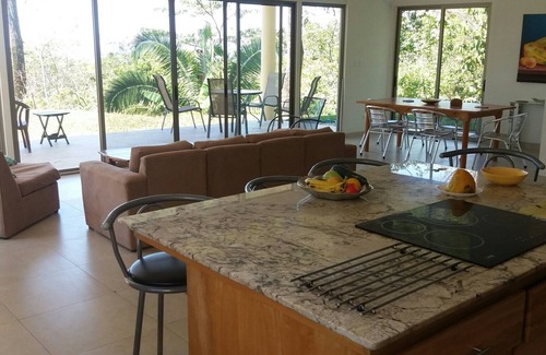 Dominicalito Villa | Casa Naranja spacious home surrounded by tropical forest with superb bay view
