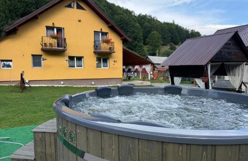 Arieseni Casa | Casa Natalia Raisa Arieșeni