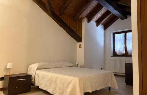 Nizza Monferrato Apartamento | Casa nella via maestra