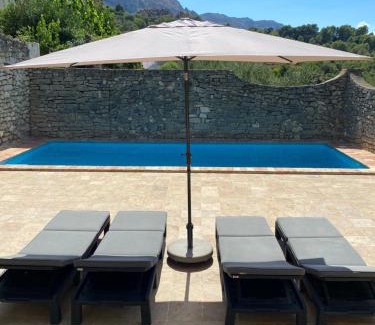 La Carroja Casa | CASA NICOLE Naturaleza, Montañas y Piscina Privada en Alicante