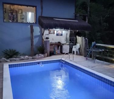 Itamambuca Casa | Casa no morro do Itamambuca com vista incrível