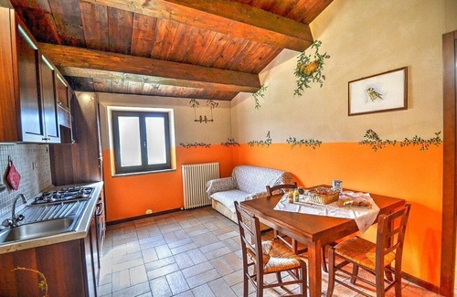 Sarnano Casa | Casa Noriana B: un apartamento característico y acogedor situado en una zona tranquila.