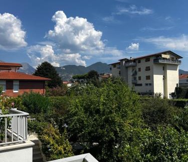 Querceta Apartamento | Casa Norma Oasi di pace a un passo dal mare