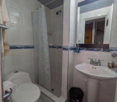 Suba Casa | Casa Norte de Bogota Habitaciones con baño privado