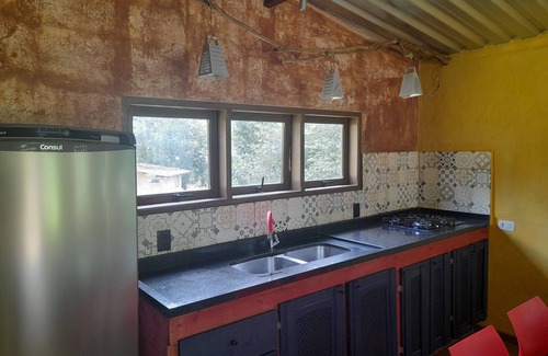 Paraty Cabaña | Casa Nova e Aconchegante na Mata Atlântica com Piscina Natural Próxima