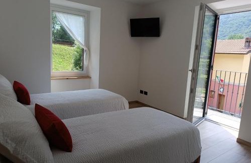 Sonico Cama Y Desayuno | Casa NovecentoSei