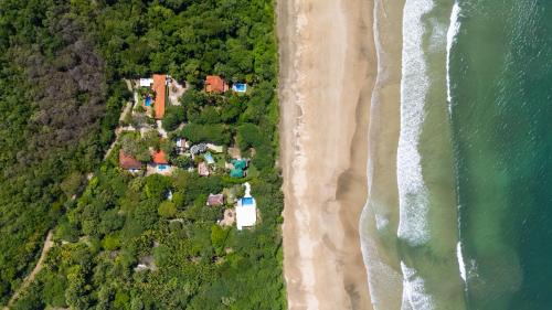 Playa Grande Casa | Casa Oasis Beach Villa with Pool, Playa Grande