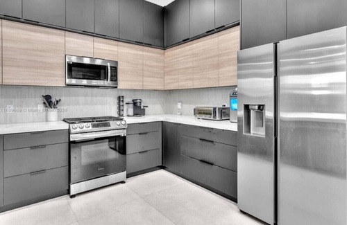 Lauderdale Beach Casa | Casa Olympus in Fort Lauderdale - Just a Short Walk to the Beach!