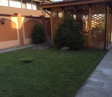 Tirgu Jiu Casa | Casa Onyx
