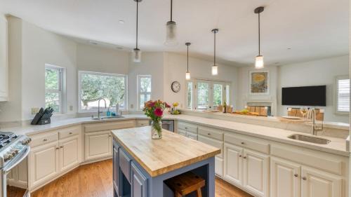 Sonoma Casa | Casa Osito by AvantStay Pool, Hot Tub & Outdoor Dining Minutes from Sonoma Plaza